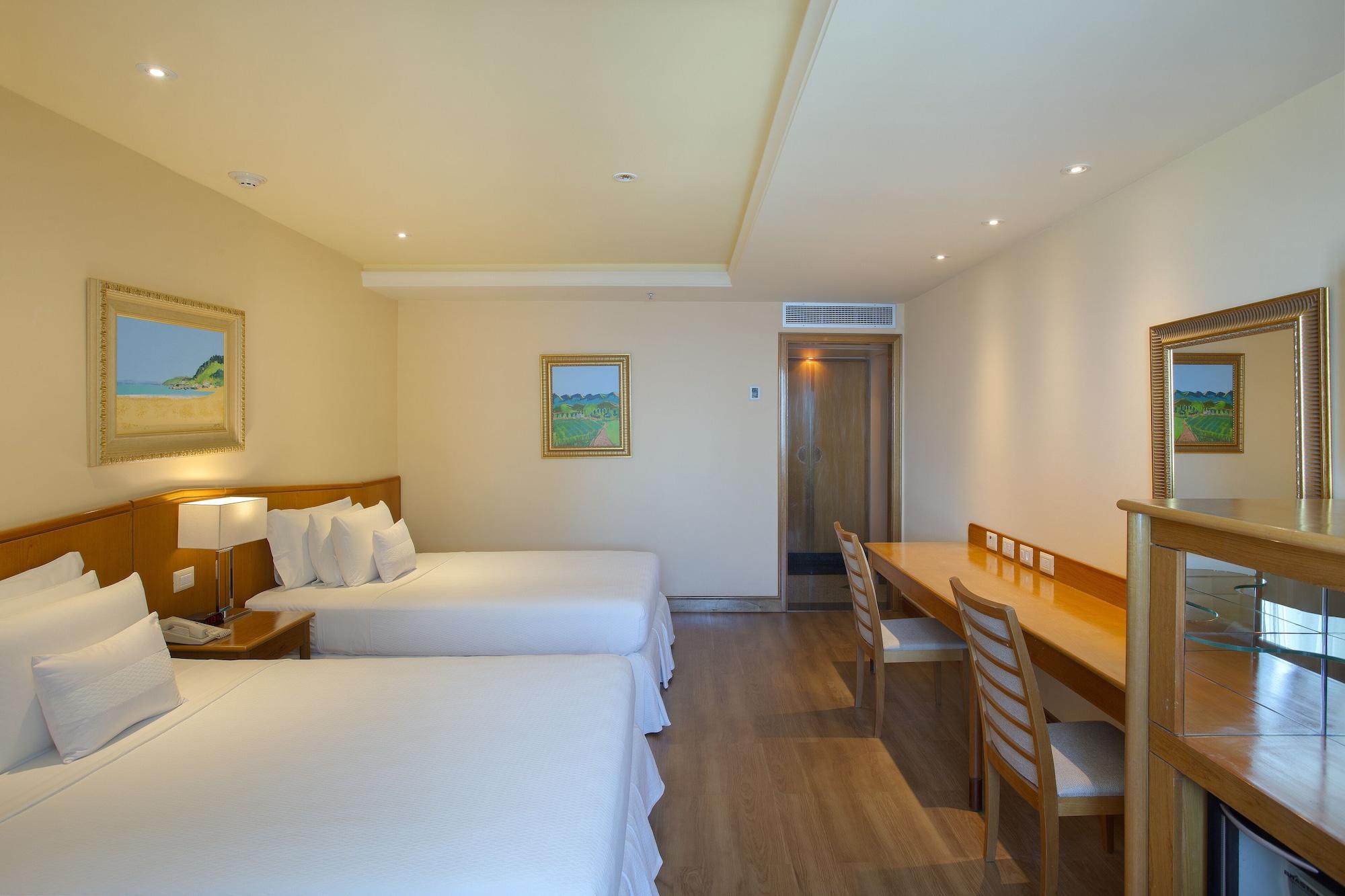 Windsor Barra Hotel Rio de Janeiro Esterno foto A room at the hotel