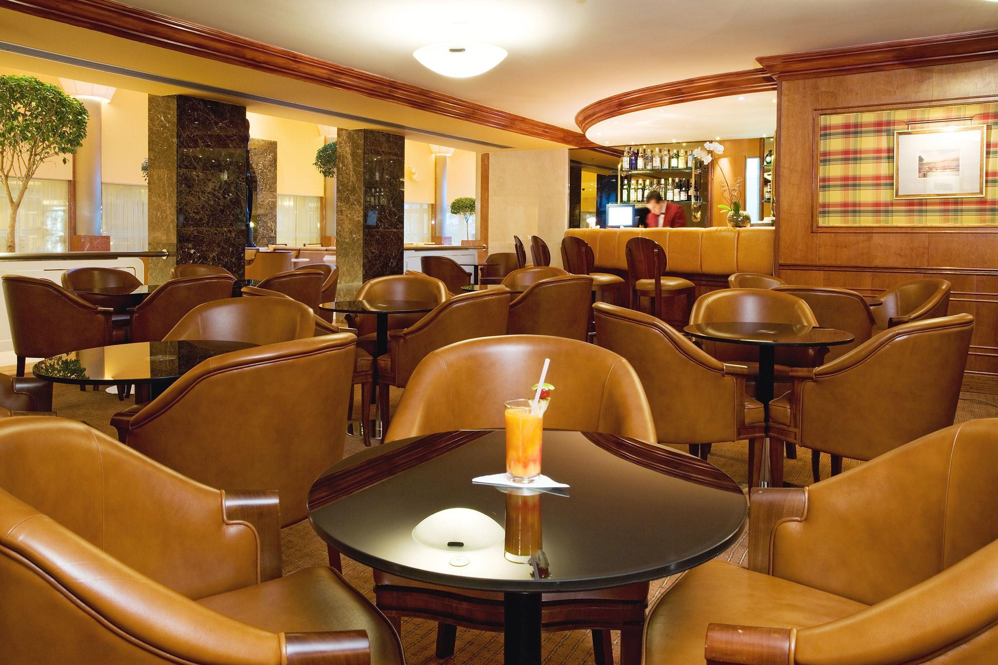 Windsor Barra Hotel Rio de Janeiro Esterno foto The lounge at the airport