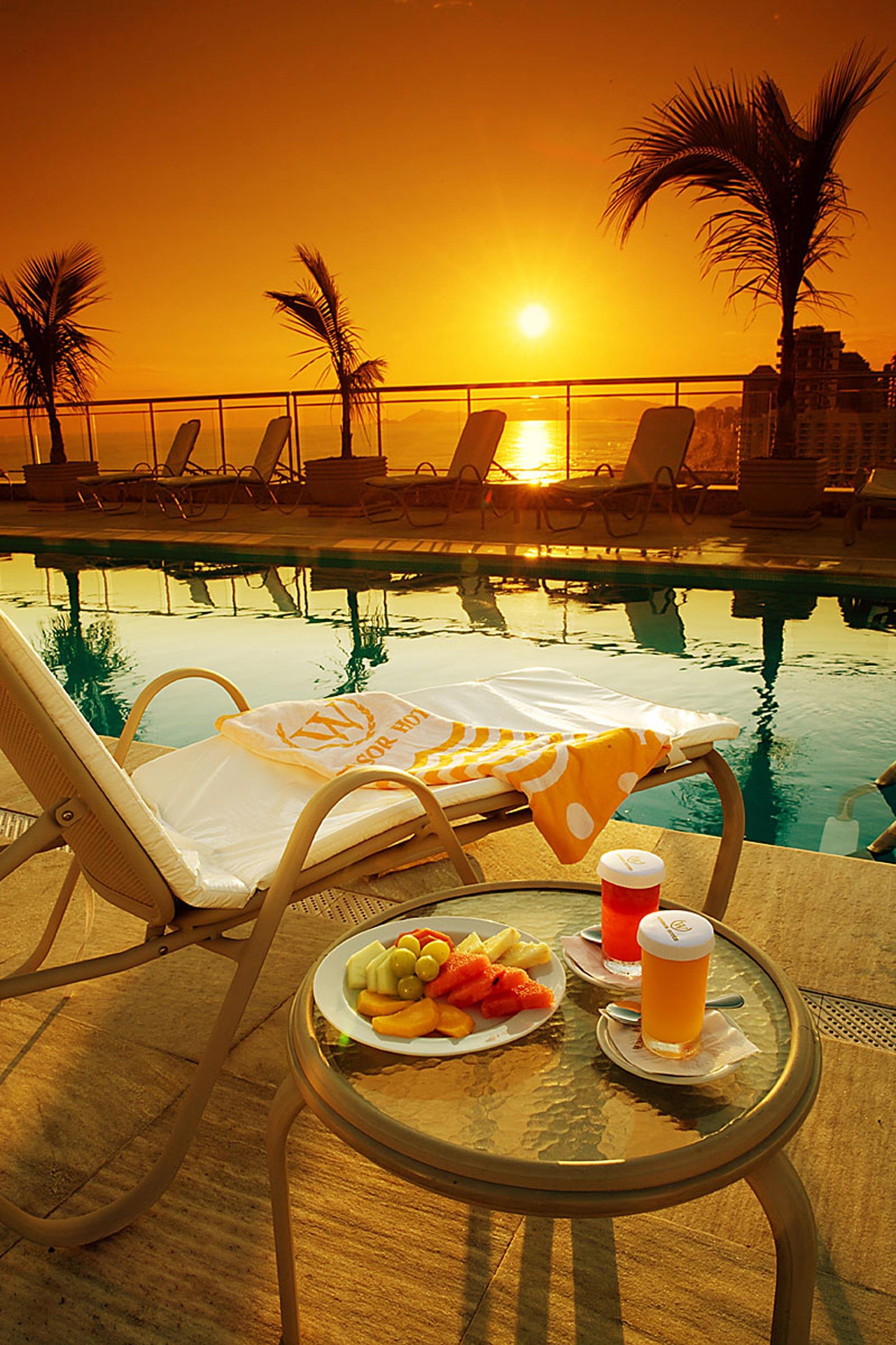 Windsor Barra Hotel Rio de Janeiro Esterno foto Sunset at the pool