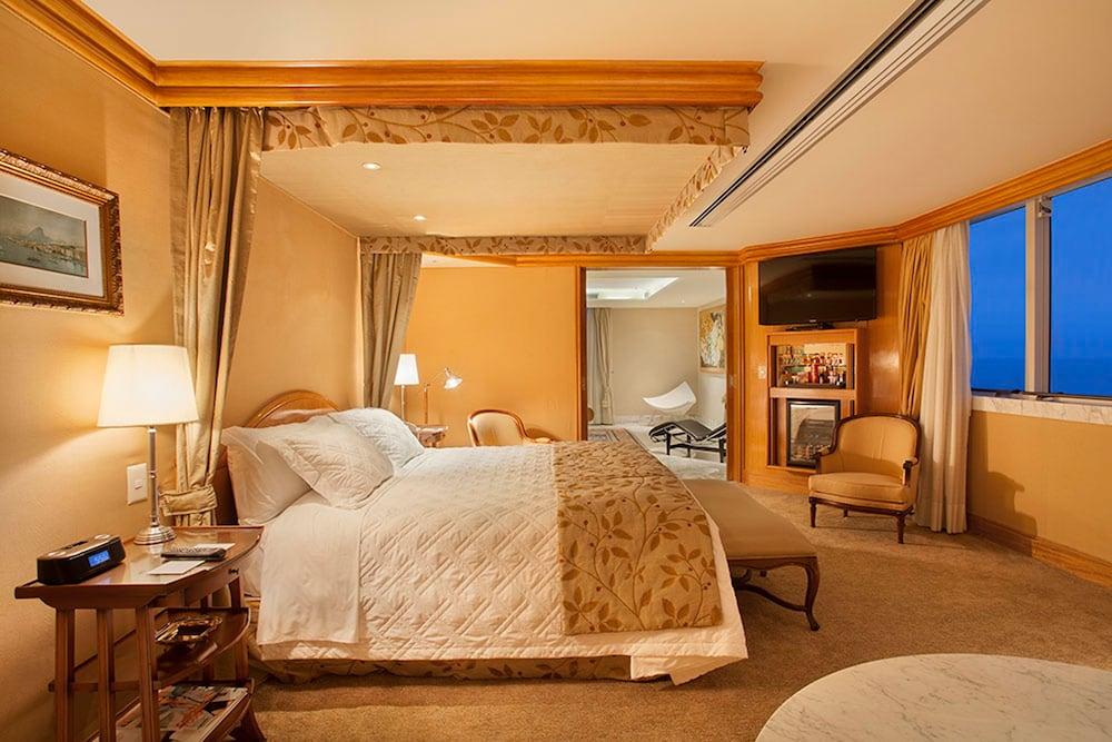 Windsor Barra Hotel Rio de Janeiro Esterno foto A bedroom in the Presidential Suite